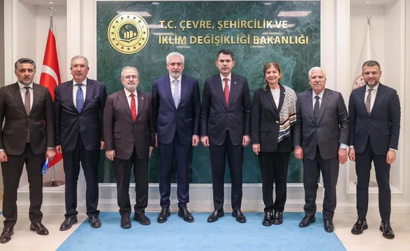 Diyarbakır Milletvekilleri Bakan Kurum'a hem teşekkür etti hem taleplerini iletti