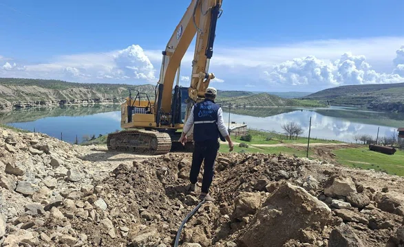 Diyarbakır'ın ilçesine 2 bin 300 metrelik içme suyu hattı