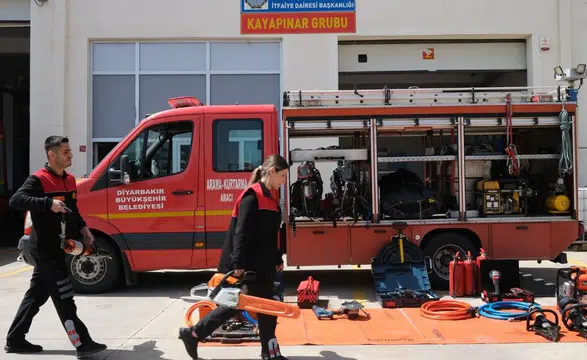 2025'te 503, 2026'da 115 kazaya müdahale: Diyarbakır İtfaiyesi zamanla yarışıyor