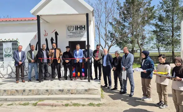 Gazze'de şehit olan öğrenciler için Diyarbakır'da mescit açıldı