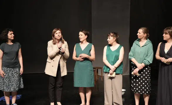 Amed Tiyatro Festivali’nde üçüncü gün: Kadın mücadelesi sahnede yankı buldu