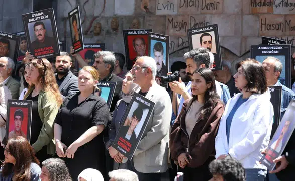 Diyarbakır'da kayıp yakınlarından 'komisyon kurulsun' önerisi