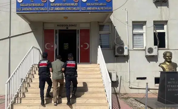 Diyarbakır'da aranan 115 kişi yakalandı: Cezası 20 yıla kadar olanlar vardı