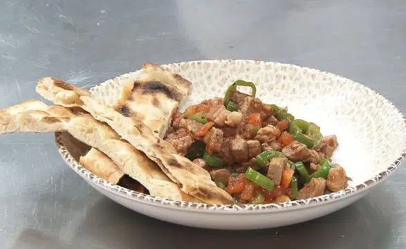 Kurban bayramı öncesi uzmanı Diyarbakır saç tavanın püf noktalarını anlattı