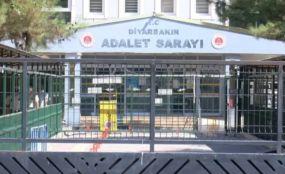 Diyarbakır'da yargı rüşveti operasyonu: 40 bin doları teslim alırken yakalandı, tutuklandı