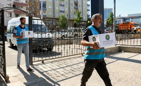 Diyarbakır Büyükşehir Belediyesi koli sayısını 5'ten 50'ye yükseltti, yüzler güldü