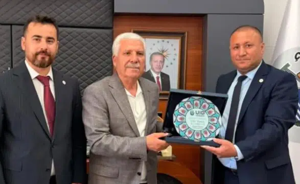 Çermik'te dayanışma rüzgarı Gurbetçi iş insanından 100 çocuğa ücretsiz sünnet düğünü