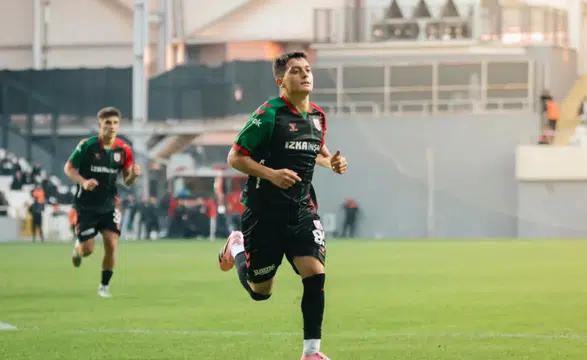 Amedspor İzmir ekibinin yıldızına kanca attı: Kuzenini Fenerbahçe almıştı
