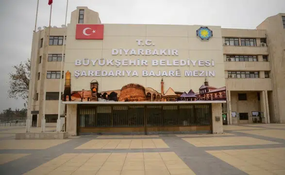 Diyarbakır'da 2 cadde 14 gün trafiğe kapanıyor: Büyükşehir alternatif yolları duyurdu