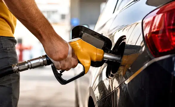 Motorine dev zam geliyor, 100 TL sınırına dayanıyor: İşte Diyarbakır'da akaryakıt fiyatları