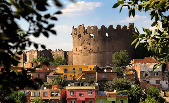 Diyarbakır'da eylül ayında sıcaklıklar hız kesmiyor: İşte 17 ilçenin hava durumu