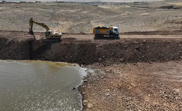 Diyarbakır göletler yeniden hayat buluyor: 50 bin hayvan ve 250 dekar arazi suya kavuşuyor
