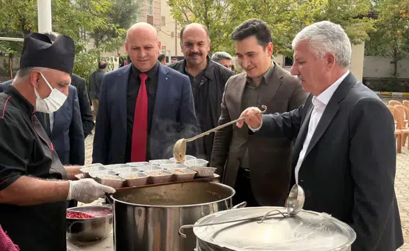 Çermik'te İmam Hatipliler Haftası coşkusu: Aşure ikramı ve ödül töreni yapıldı