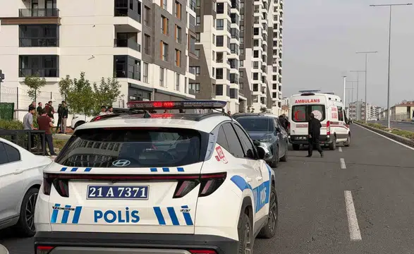 Diyarbakır Kayapınar'da gergin anlar: Talaytepe Mahallesi'ndeki kavgada 2 yaralı