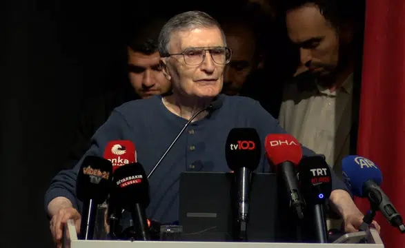 Nobel ödüllü bilim insanı Aziz Sancar Diyarbakır'da gençlerle buluştu: Bir ömür bilime