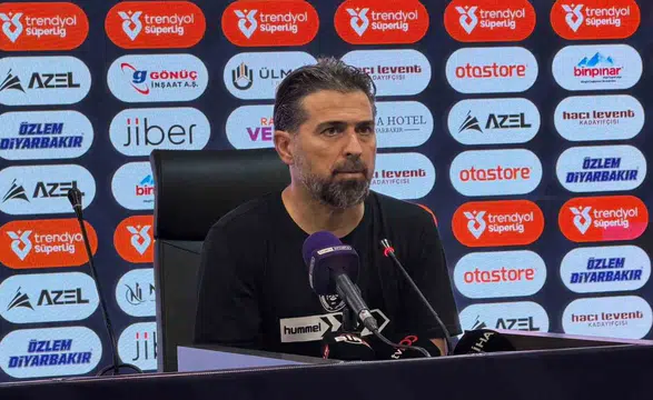 Konyaspor Teknik Direktörü İlhan Palut'tan Amedspor maçı sonrası çarpıcı itiraf