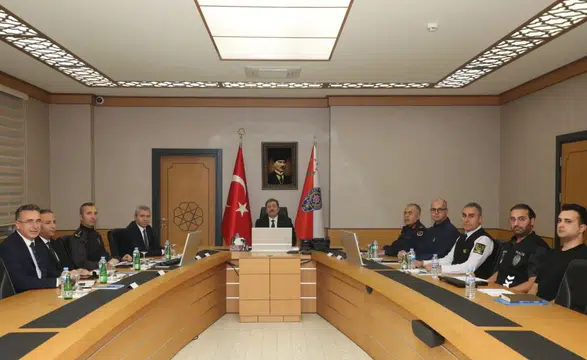 Samsunspor Amedspor maçı öncesi Vali başkanlığında toplantı: Kritik kararlar çıktı