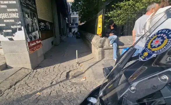 Diyarbakır Sur'da öğle saatlerinde silahlı saldırı: 2 kişi yaralandı, 1 gözaltı