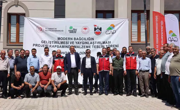 Dicle'de tarım teknolojisi devri 140 çiftçiye 12 milyon liralık ekipman desteği verildi