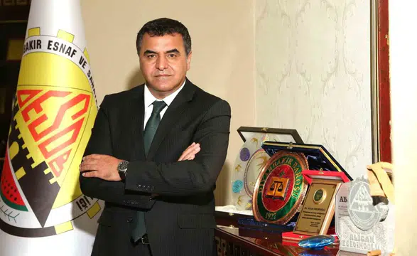 Diyarbakır esnafının siyasete çözüm çağrısı Polemik değil ekonomik hamle bekliyoruz