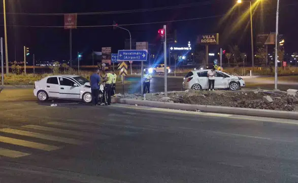 Diyarbakır-Mardin kara yolunda trafik kazası Bağlar ilçesinde 7 kişi hastanelik oldu