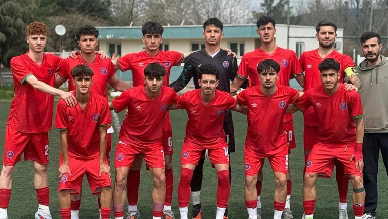 Diyarbakır Büyükşehir Belediyespor mutlu sona ulaştı: Gözler Türkiye Şampiyonası'nda