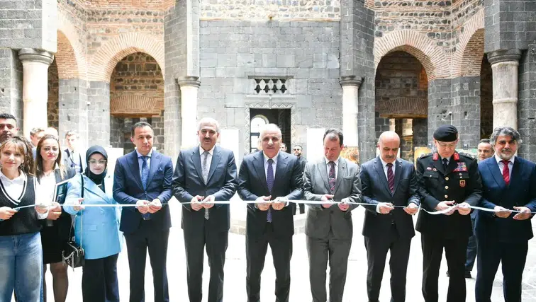 Diyarbakır'da Turizm Haftası başladı: Gastronomisi ve 12 bin 500 yıllık tarihiyle fark oluşturuyor