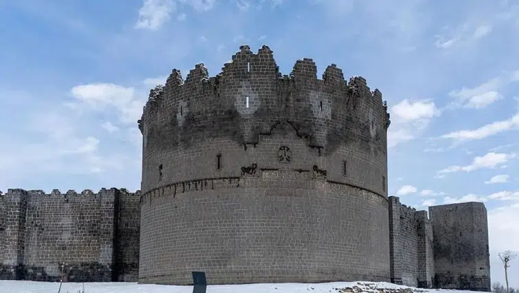 Diyarbakır’da sıcaklık 2 derece düşüyor: Güney ilçelerde yağış bekleniyor