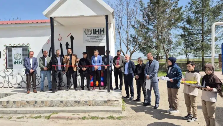 Gazze'de şehit olan öğrenciler için Diyarbakır'da mescit açıldı