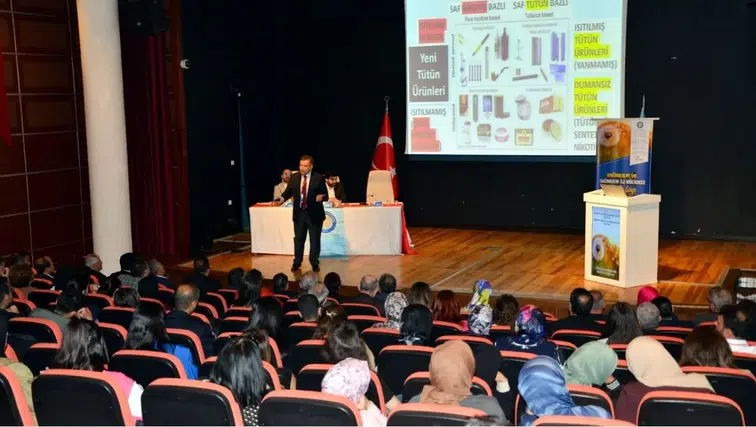Diyarbakır'da bağımlılıkla mücadele için Büyükşehir ile Dicle Üniversitesi el ele verdi