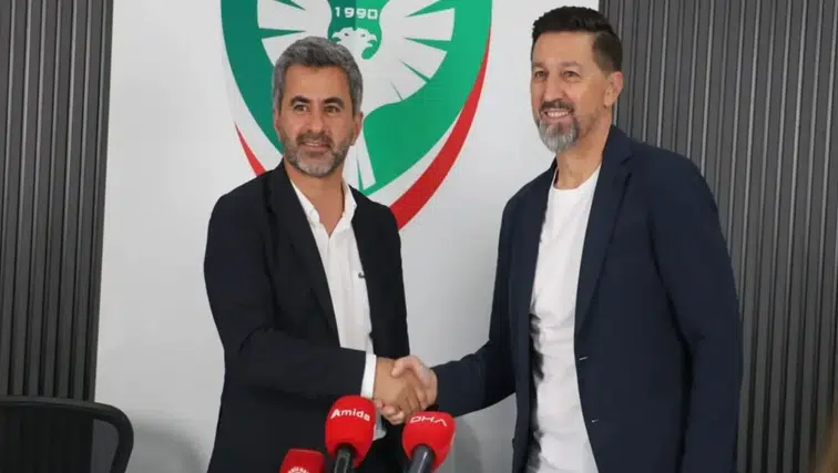 Amedspor’da Besnik Hasi dönemi resmen başladı: 2 yıllık imza atıldı