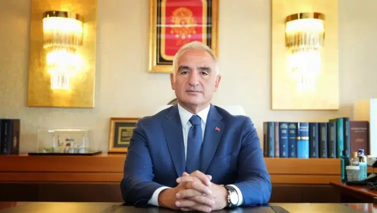 Bakan Ersoy duyurdu: Diyarbakır Çayönü Tepesi'nde 9 bin yıllık işçilik ortaya çıkarıldı