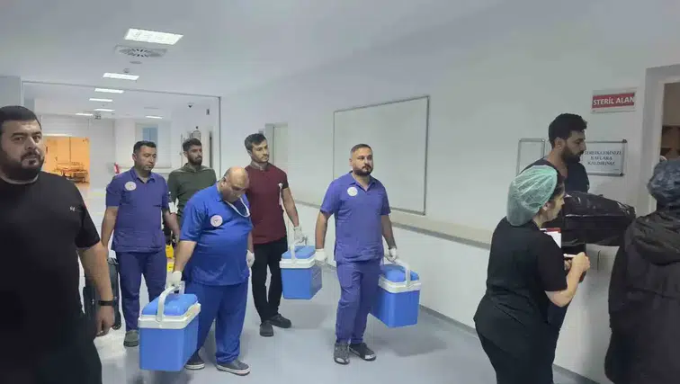 Şanlıurfa'da hayatını kaybeden 2 yaşındaki çocuk Diyarbakır ve Malatya için umut oldu