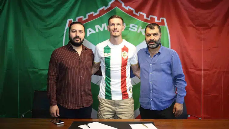 Amedspor Süper Lig kadrosunu güçlendiriyor Kanat hattı Ermal Krasniqi'ye emanet