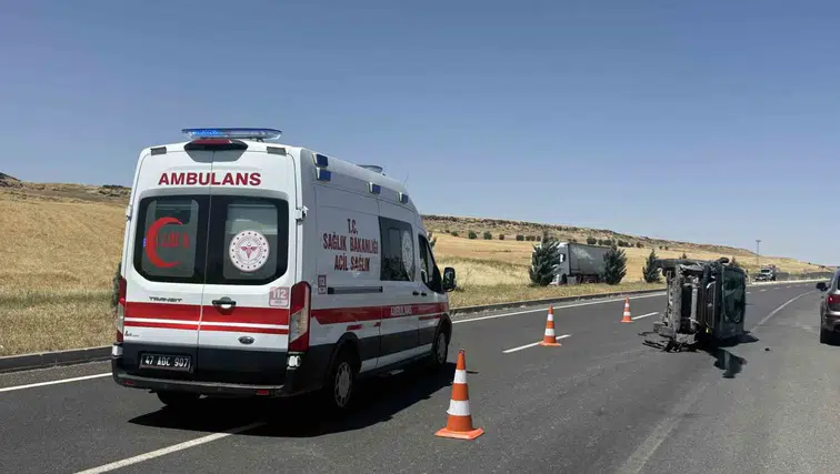 Çınar ilçesindeki Toraman yolu üzerinde iki araç çarpıştı 2'si çocuk 7 yaralı