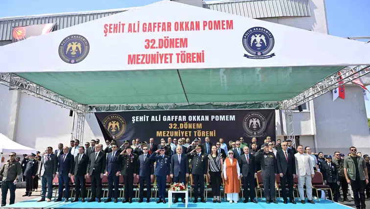 Diyarbakır'da 360 yeni polis yemin etti Şehit Ali Gaffar Okkan'ın mirasıyla göreve