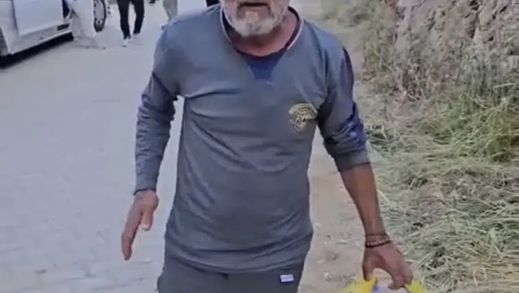 Çermik Sinek Çayı'nda doğa duyarlılığı Piknik alanındaki atıkları tek başına temizledi
