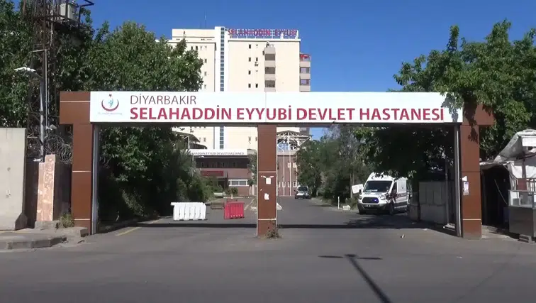 Diyarbakır Sur'da kardeş kavgası cinayetle sonuçlandı Ağabey gözaltına alındı