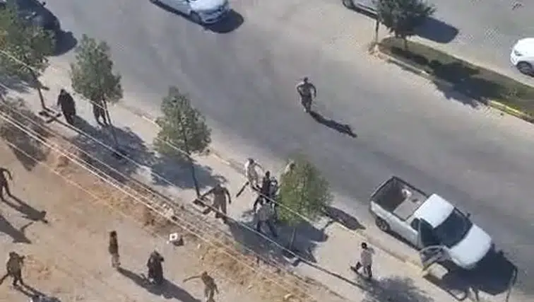 Ergani'de arazi anlaşmazlığı sokağa taştı Jandarma önündeki kavgada 7 kişi yaralandı