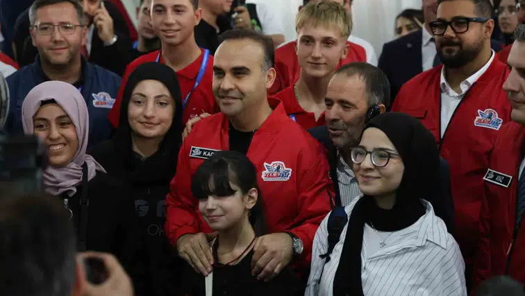 Bakan Kacır Diyarbakır'da TEKNOFEST finalinde: Gençler geleceğe imza atıyor