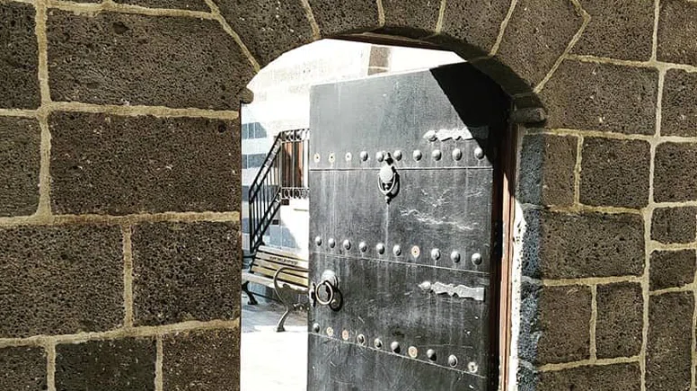 Diyarbakır'daki Kadı Cami hangi döneme aittir?