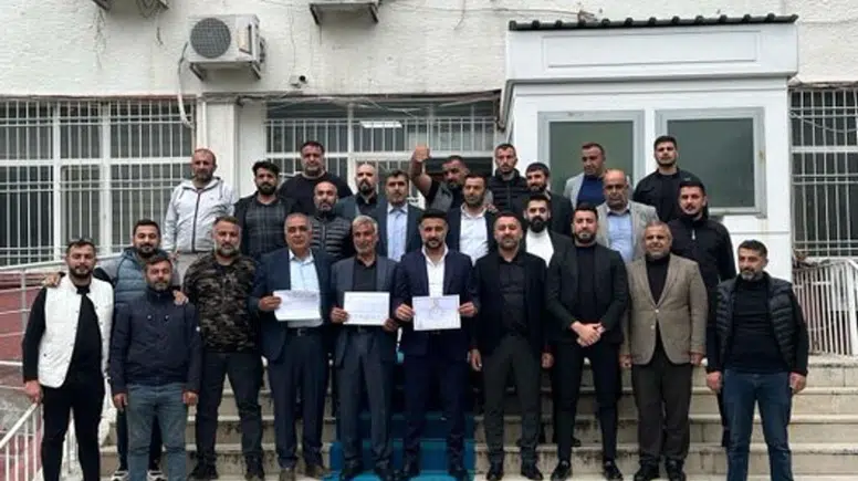 Hazro Belediye Başkanı mazbatasını aldı!