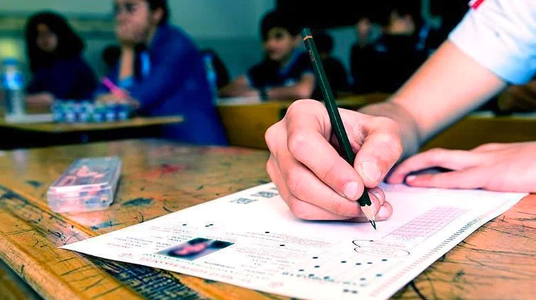 LGS sınavına girecek öğrenciler dikkat! Kalem ve silgilerinizi unutmayın