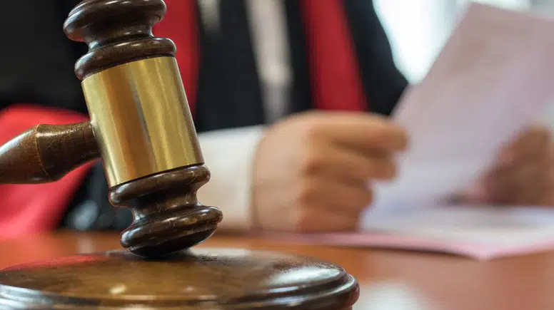 Diyarbakır’da ablasını öldürmüştü; cezası belli oldu!