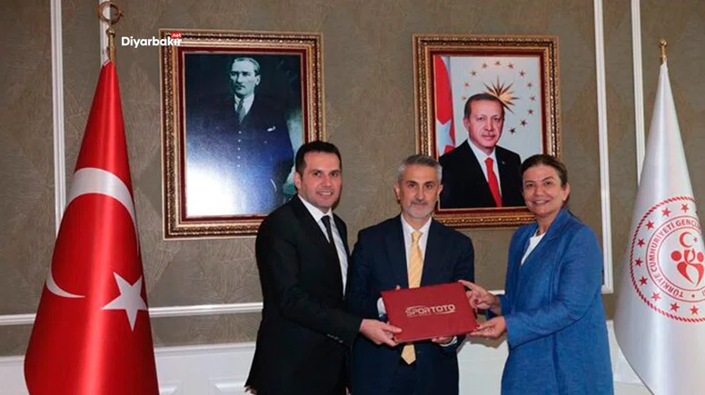Diyarbakır Lice’de yarı olimpik yüzme havuzu yapılacak
