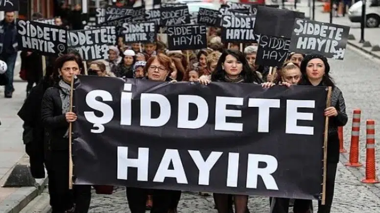 Diyarbakır’da korkunç iddia: Kadınların evine sarıklı ve cüppeli kişiler saldırdı!