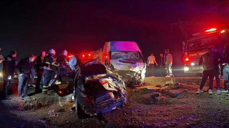 Diyarbakır’da zincirleme trafik Kazası: Can kaybı ve yaralılar bildirildi
