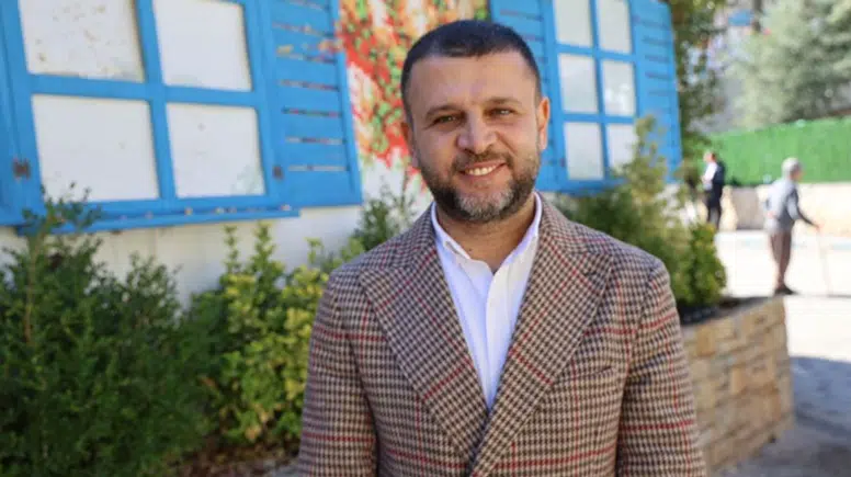 Eğil’de öğrencilere hoş sürpriz: Çay ve kek ikramı