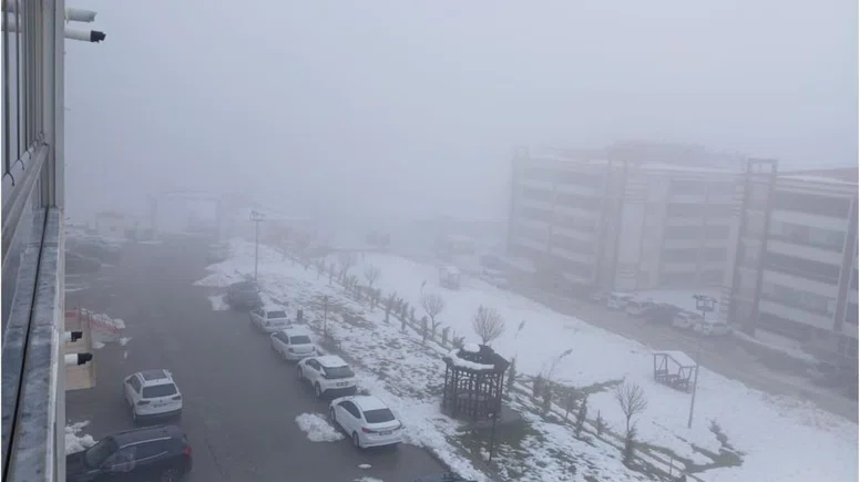 Diyarbakır Kulp sise teslim oldu: Görüş mesafesi 20 metreye düştü