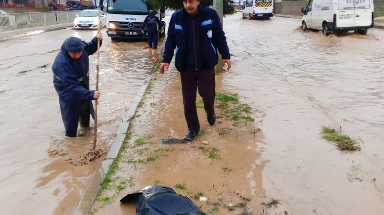 Silvan'daki sele DİSKİ'den anında müdahale